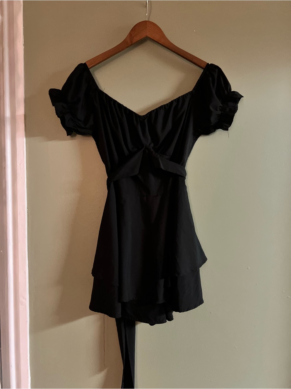 Classic Black Puff-Sleeve Women's Skort Dress